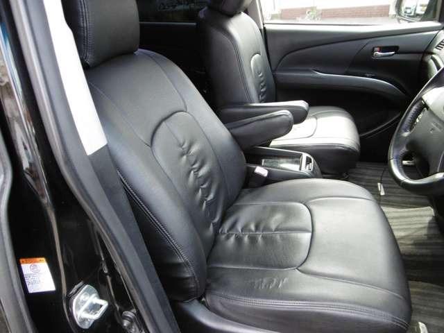 エスティマ アエラス　プレミアムエディション　９インチナビ＆フリップダウンモニター　バックカメラ　ドライブレコーダー　ＥＴＣ　両側パワースライドドア　オットマン　スマートキー　プッシュスタート　セキュリティー（16枚目）