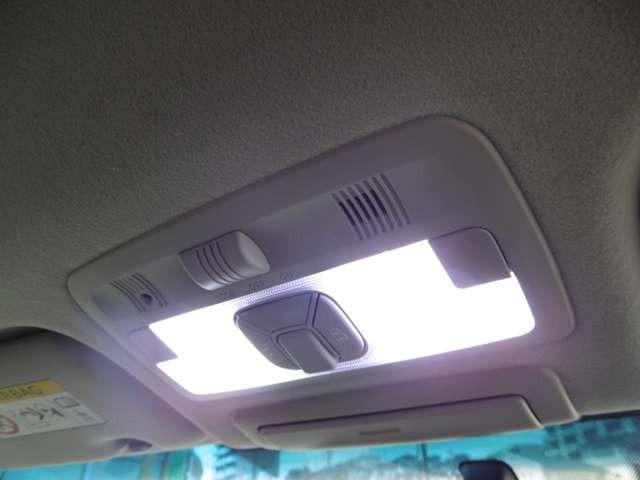 エスティマ アエラス　プレミアムエディション　９インチナビ＆フリップダウンモニター　バックカメラ　ドライブレコーダー　ＥＴＣ　両側パワースライドドア　オットマン　スマートキー　プッシュスタート　セキュリティー（22枚目）