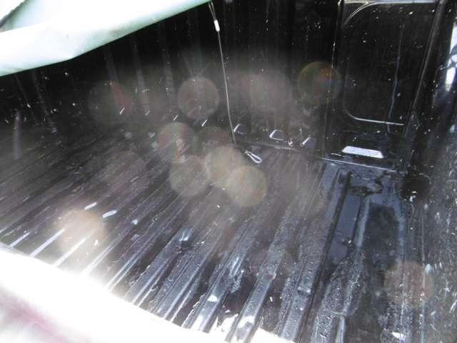 ハイゼットカーゴ デッキバンG 4WD キーレス・バックカメラ・ナビ・フルセグテレビ・Bluetooth・両側スライドドア・ABS・運転席助手席エアバック(13枚目)