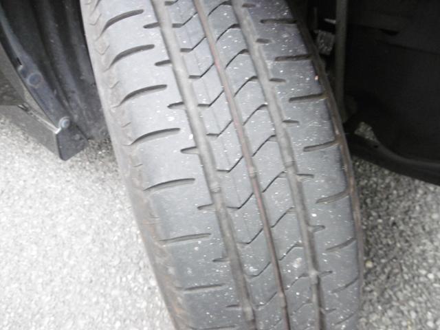 Ｎ－ＢＯＸカスタム Ｇ・Ｌホンダセンシング　大画面８インチナビ、フルセグテレビ、Ｂｌｕｅｔｏｏｔｈ　両側パワースライドドアバックカメラ・プッシュスタート・スマートキー・フロアマット・バイザー・タイヤ溝多めです（14枚目）