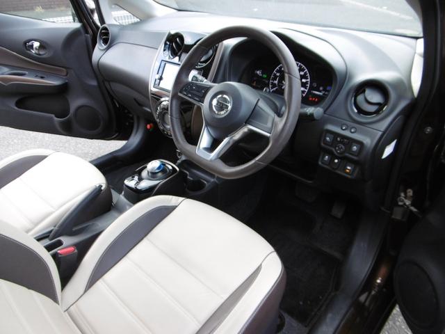 ノート ｅ－パワー　メダリスト　車検長〜い９年１２月です　ノートｅパワーです　デジタルインナーミラー　ドライブレコーダー衝突軽減ブレーキ　コーナーセンサーアラウンドビューモニター　純正ＬＥＤヘッドライト　試乗できます（2枚目）