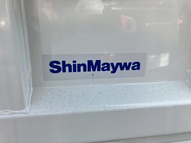 キャリイトラック 頑丈ダンプ 3方開 4WD 届出済未使用車 ダンプ 新明和 デフロック 障害物センサー ABS 横滑り防止装置 Wエアバッグ エアコン パワステ パワーウィンドウ(11枚目)