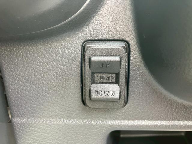 キャリイトラック 頑丈ダンプ 3方開 4WD 届出済未使用車 ダンプ 新明和 デフロック 障害物センサー ABS 横滑り防止装置 Wエアバッグ エアコン パワステ パワーウィンドウ(22枚目)