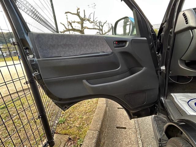 ハイエースバン スーパーGL ETC フロントスポイラー 両側スライドドア ナビ付 ヘッドレストモニター(19枚目)