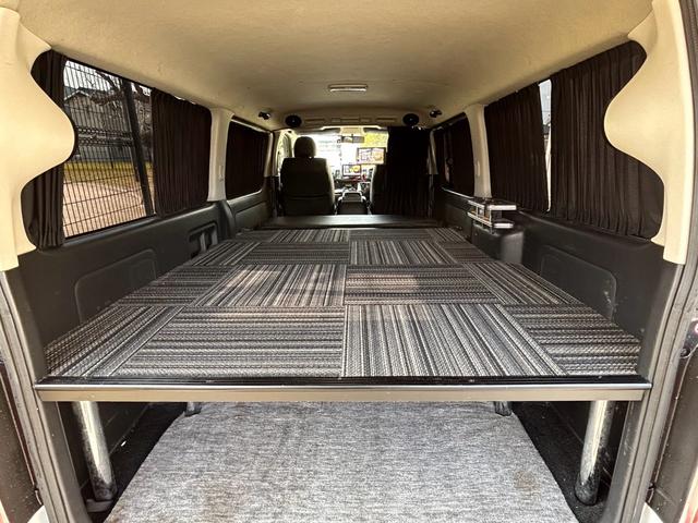 ハイエースバン ロングスーパーGL キーレスキー ETC パナソニックナビ・フルセグTV バックモニター コンビハンドル ベットキット バックカメラ 両側スライドドア(15枚目)