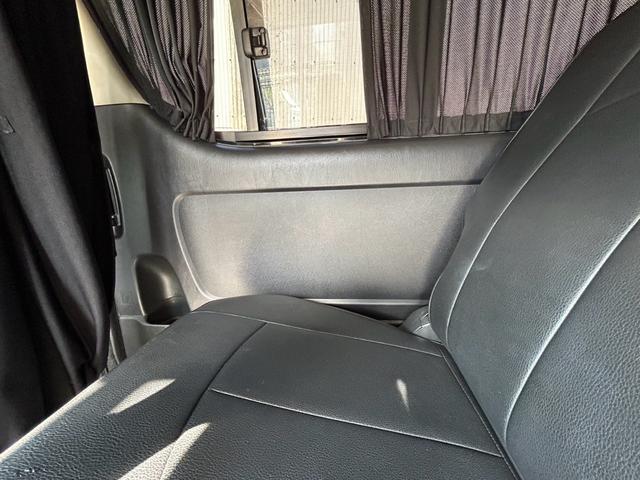 ハイエースバン ロングスーパーGL キーレスキー ETC パナソニックナビ・フルセグTV バックモニター コンビハンドル ベットキット バックカメラ 両側スライドドア(22枚目)