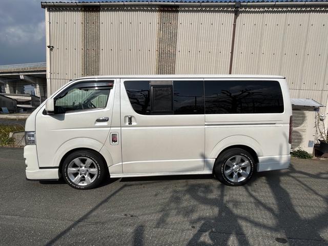ハイエースバン ロングスーパーGL キーレスキー ETC パナソニックナビ・フルセグTV バックモニター コンビハンドル ベットキット バックカメラ 両側スライドドア(26枚目)