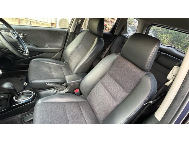 フィットシャトルハイブリッド ハイブリッド　クールエディション　ハーフレザーシート　ギャザーズナビ　ＴＶ＆ナビ　バックカメラ　シートヒーター　ＥＴＣ　キーレスエントリー　横滑り防止機能　アイドリングストップ　盗難防止システム　衝突安全ボディ（20枚目）