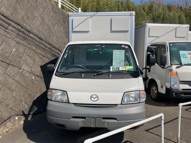 ボンゴトラック 　パネルバン　ＣＶＴ　後輪ダブル　ドライブレコーダー　バックカメラ　エアコン　パワーウィンドウ　運転席エアバッグ　助手席エアバッグ（3枚目）