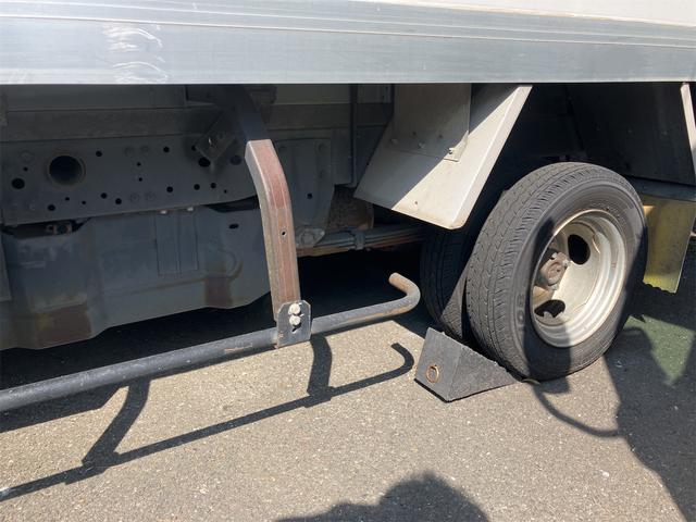 ボンゴトラック 　パネルバン　ＣＶＴ　後輪ダブル　ドライブレコーダー　バックカメラ　エアコン　パワーウィンドウ　運転席エアバッグ　助手席エアバッグ（10枚目）