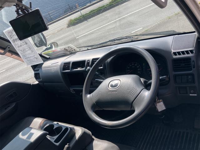 ボンゴトラック 　パネルバン　ＣＶＴ　後輪ダブル　ドライブレコーダー　バックカメラ　エアコン　パワーウィンドウ　運転席エアバッグ　助手席エアバッグ（23枚目）