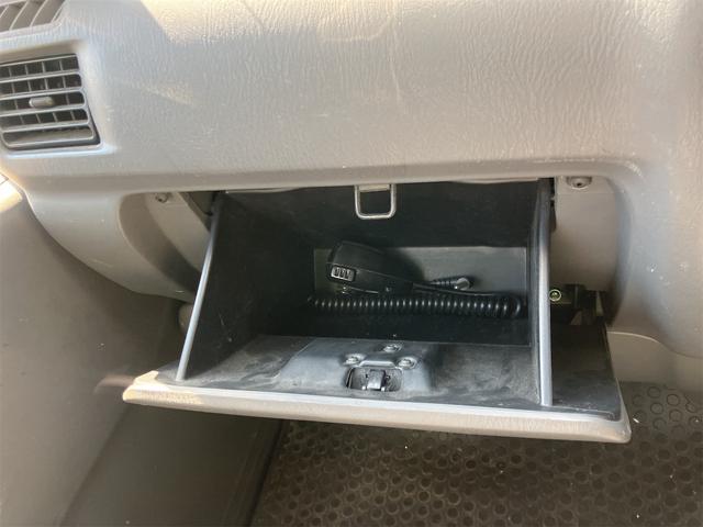 ボンゴトラック 　パネルバン　ＣＶＴ　後輪ダブル　ドライブレコーダー　バックカメラ　エアコン　パワーウィンドウ　運転席エアバッグ　助手席エアバッグ（25枚目）
