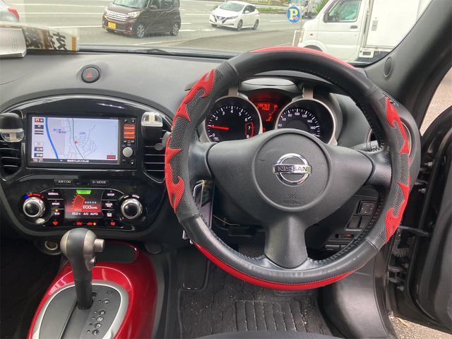 ジューク 15RX タイプV バックカメラ クリアランスソナー ナビ TV オートライト アルミホイール スマートキー 電動格納ミラー CVT 盗難防止システム 衝突安全ボディ CD ミュージックプレイヤー接続可 ABS エアコン(3枚目)