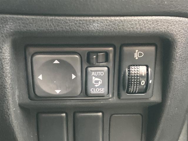 ジューク 15RX タイプV バックカメラ クリアランスソナー ナビ TV オートライト アルミホイール スマートキー 電動格納ミラー CVT 盗難防止システム 衝突安全ボディ CD ミュージックプレイヤー接続可 ABS エアコン(11枚目)