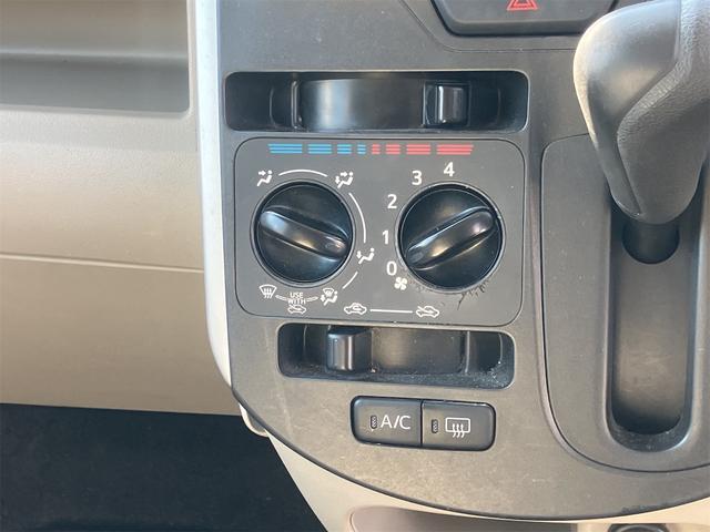 タント Ｌ　バックカメラ　両側スライドドア　ナビ　ＴＶ　キーレスエントリー　アイドリングストップ　電動格納ミラー　ベンチシート　ＣＶＴ　盗難防止システム　ＡＢＳ　ＣＤ　ＤＶＤ再生　ＵＳＢ（6枚目）