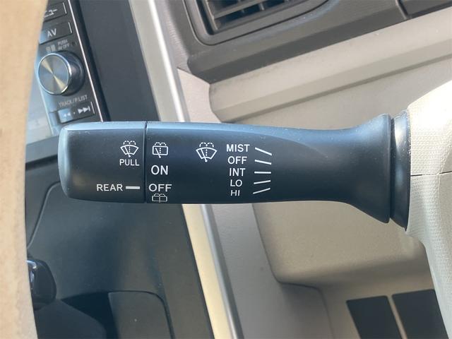 タント Ｌ　バックカメラ　両側スライドドア　ナビ　ＴＶ　キーレスエントリー　アイドリングストップ　電動格納ミラー　ベンチシート　ＣＶＴ　盗難防止システム　ＡＢＳ　ＣＤ　ＤＶＤ再生　ＵＳＢ（8枚目）