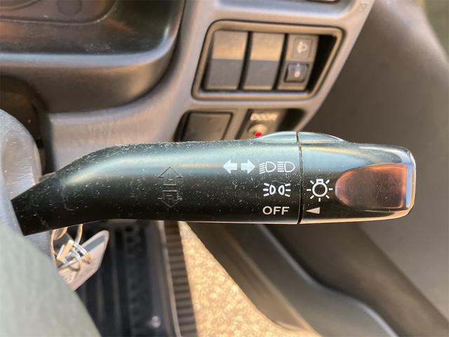 ボンゴトラック 　トラック　ＣＶＴ　後輪ダブル　ドライブレコーダー　バックカメラ　エアコン　パワーウィンドウ　運転席エアバッグ　助手席エアバッグ（10枚目）