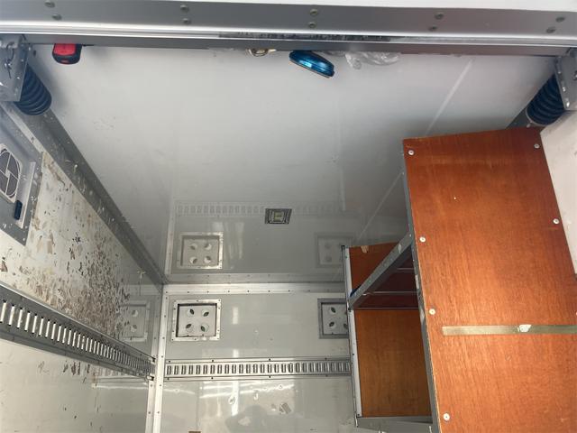 ボンゴトラック 　トラック　ＣＶＴ　後輪ダブル　ドライブレコーダー　バックカメラ　エアコン　パワーウィンドウ　運転席エアバッグ　助手席エアバッグ（26枚目）