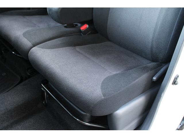 ムーヴキャンバス Ｘブラックインテリアリミテッド　ＳＡＩＩＩ　・衝突回避支援ブレーキ・純正８インチＳＤナビ・フルセグテレビ・全方位カメラ・Ｂｌｕｅｔｏｏｔ・ＨＤＭＩ・ＵＳＢ・ＤＶＤ・ＣＤ・ＥＴＣ・ドライブレコーダー・両側パワースライドドア・ＬＥＤフォグ・（42枚目）