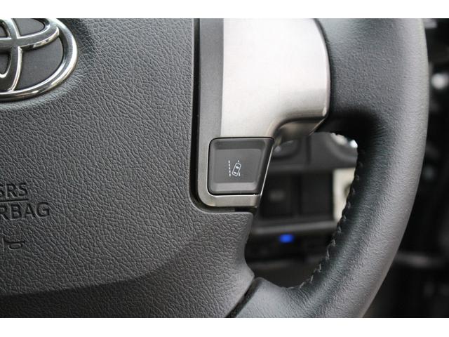 レジアスエースバン スーパーＧＬ　ダークプライム　・衝突回避支援ブレーキ・レーンキープアシスト・社外ＳＤナビ・ＤＴＶ・バックモニター・Ｂｌｕｅｔｏｏｔ・ＤＶＤ・ＣＤ・ＥＴＣ・フリップダウンモニター・スマートキー・シートカバー・ベットキット・ローダウン（38枚目）