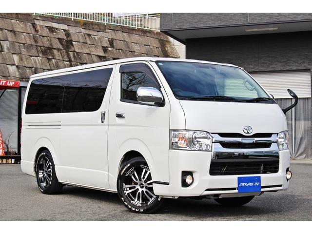 レジアスエースバン スーパーＧＬ　鑑定済車輌・衝突回避支援ブレーキ・車線逸脱機能・純正ＳＤナビ・ＤＴＶ・バックモニター・Ｂｌｕｅｔｏｏｔｈ・前後ドライブレコーダー・スマートキー・両側パワースライド・ベットキット・ローダウン・１７ＡＷ（3枚目）