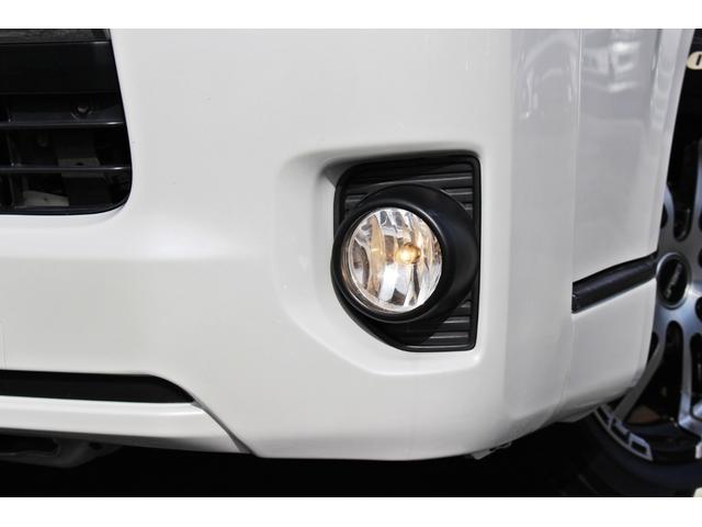 レジアスエースバン スーパーＧＬ　鑑定済車輌・衝突回避支援ブレーキ・車線逸脱機能・純正ＳＤナビ・ＤＴＶ・バックモニター・Ｂｌｕｅｔｏｏｔｈ・前後ドライブレコーダー・スマートキー・両側パワースライド・ベットキット・ローダウン・１７ＡＷ（6枚目）