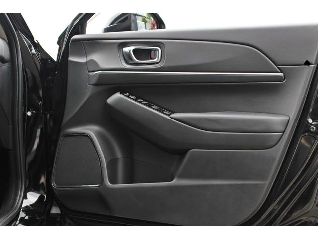 ヴェゼル ｅ：ＨＥＶ　Ｚ　・衝突回避軽減ブレーキ・誤発信抑制機能・純正９インチナビ・ＤＴＶ・バックカメラ・前後ドライブレコーダー・ＤＶＤ・ＣＤ・Ｂｌｕｅｔｏｏｔ・ＵＳＢ・ＥＴＣ・電動ブレーキ・ハンドルヒーター・パワーバックドア（43枚目）