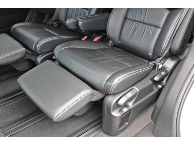 ���[�Ԃ̑O�ɂ́A�V�[�g�����O���A�t���A�[�J�[�y�b�g�E�V����E�h�A������̉����O��I�ɃC�I���E���L�N���[�j���O�����Ē����܂��I�[�ԑO�ɋC�ɂȂ鉘�ꂪ�������܂�����X�^�b�t�܂ł��`����������