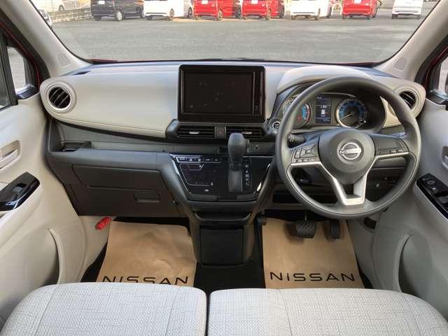 デイズ ６６０　Ｘ　社用車ＵＰ・認定中古車　アラウンドＭ　踏み間違え防止　禁煙　スマートキー　イモビライザー　バックカメラ　レーンキープ　アイドリングストップ　キーレス　フルオートエアコン　ＬＥＤライト　ナビＴＶ　ＷＡＢ　運転席エアバック　ＰＳ（20枚目）
