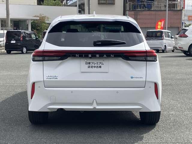 オーラ 1.2 G レザーエディション 社用車UP・認定中古車・BOSEサウンド・プロ 追突防止 レーダークルーズ 車線逸脱警報装置 禁煙車 LED 盗難防止 バックモニター ETC インテリジェントキー メモリーナビゲーション AW キーレスエントリー オートエアコン 展示試乗車UP(7枚目)