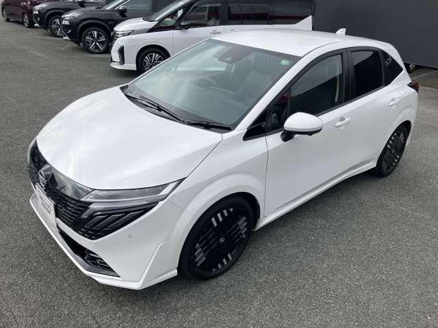 オーラ 1.2 G レザーエディション 社用車UP・認定中古車・BOSEサウンド・プロ 追突防止 レーダークルーズ 車線逸脱警報装置 禁煙車 LED 盗難防止 バックモニター ETC インテリジェントキー メモリーナビゲーション AW キーレスエントリー オートエアコン 展示試乗車UP(9枚目)