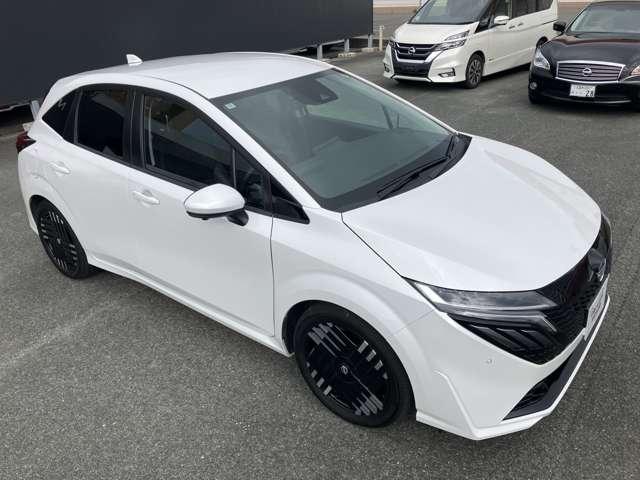 オーラ 1.2 G レザーエディション 社用車UP・認定中古車・BOSEサウンド・プロ 追突防止 レーダークルーズ 車線逸脱警報装置 禁煙車 LED 盗難防止 バックモニター ETC インテリジェントキー メモリーナビゲーション AW キーレスエントリー オートエアコン 展示試乗車UP(10枚目)