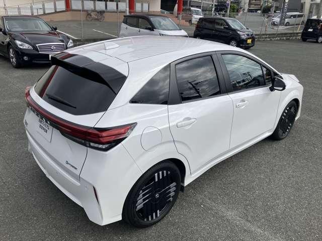 オーラ 1.2 G レザーエディション 社用車UP・認定中古車・BOSEサウンド・プロ 追突防止 レーダークルーズ 車線逸脱警報装置 禁煙車 LED 盗難防止 バックモニター ETC インテリジェントキー メモリーナビゲーション AW キーレスエントリー オートエアコン 展示試乗車UP(11枚目)