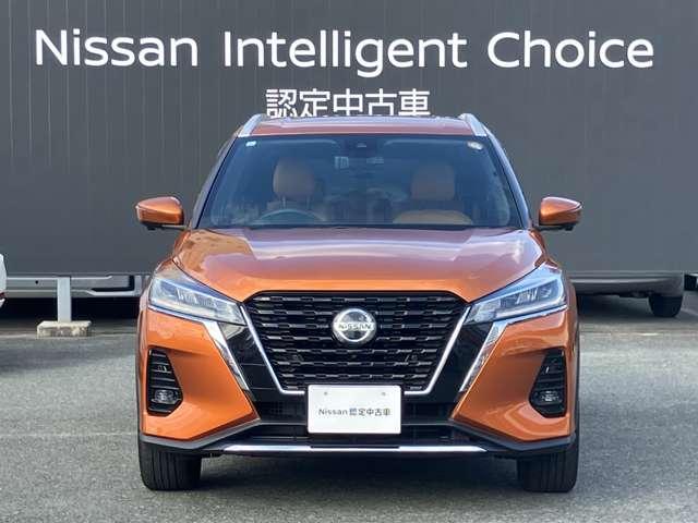 キックス 1.2 X ツートーン インテリアエディション (e-POWER) ワンオーナー車・認定中古車・プロパイロッ エマージェンシーB セキュリティ アラウンドモニター Rカメラ LED ワンオーナ 禁煙 エアコン ドラレコ スマートキー 記録簿 ETC メモリーナビ サイドエアバック AW キーレス 寒冷地仕様(5枚目)