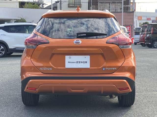 キックス 1.2 X ツートーン インテリアエディション (e-POWER) ワンオーナー車・認定中古車・プロパイロッ エマージェンシーB セキュリティ アラウンドモニター Rカメラ LED ワンオーナ 禁煙 エアコン ドラレコ スマートキー 記録簿 ETC メモリーナビ サイドエアバック AW キーレス 寒冷地仕様(7枚目)