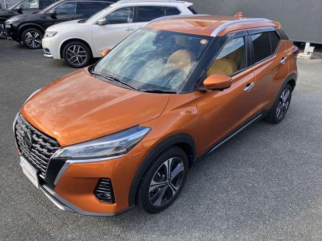 キックス 1.2 X ツートーン インテリアエディション (e-POWER) ワンオーナー車・認定中古車・プロパイロッ エマージェンシーB セキュリティ アラウンドモニター Rカメラ LED ワンオーナ 禁煙 エアコン ドラレコ スマートキー 記録簿 ETC メモリーナビ サイドエアバック AW キーレス 寒冷地仕様(9枚目)