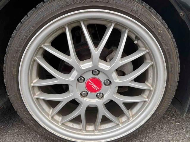 プリウス Ｓツーリングセレクション・Ｇ’ｓ　ドライブレコーダー　ＥＴＣ　バックカメラ　ＴＶ　アルミホイール　オートライト　ＨＩＤ　ＣＶＴ　スマートキー　電動格納ミラー　盗難防止システム　Ｂｌｕｅｔｏｏｔｈ　衝突安全ボディ　ＡＢＳ　エアコン（21枚目）