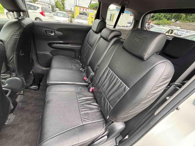 ウィッシュ １．８Ｓ　ＥＴＣ　バックカメラ　ＴＶ　オートライト　ＨＩＤ　スマートキー　電動格納ミラー　３列シート　ＣＶＴ　アルミホイール　ＣＤ　Ｂｌｕｅｔｏｏｔｈ　衝突安全ボディ　ＡＢＳ　ＥＳＣ　エアコン（12枚目）