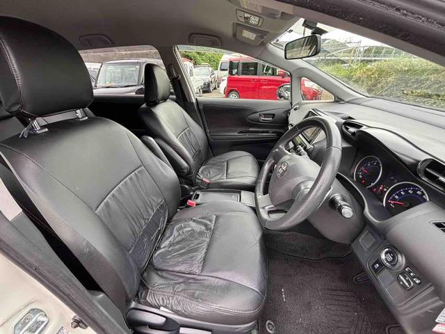 ウィッシュ １．８Ｓ　ＥＴＣ　バックカメラ　ＴＶ　オートライト　ＨＩＤ　スマートキー　電動格納ミラー　３列シート　ＣＶＴ　アルミホイール　ＣＤ　Ｂｌｕｅｔｏｏｔｈ　衝突安全ボディ　ＡＢＳ　ＥＳＣ　エアコン（24枚目）