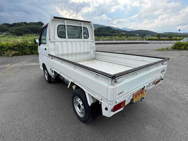 ハイゼットトラック エアコン・パワステ　スペシャル　４ＷＤ　軽トラック　ＭＴ　エアコン　パワーステアリング（6枚目）