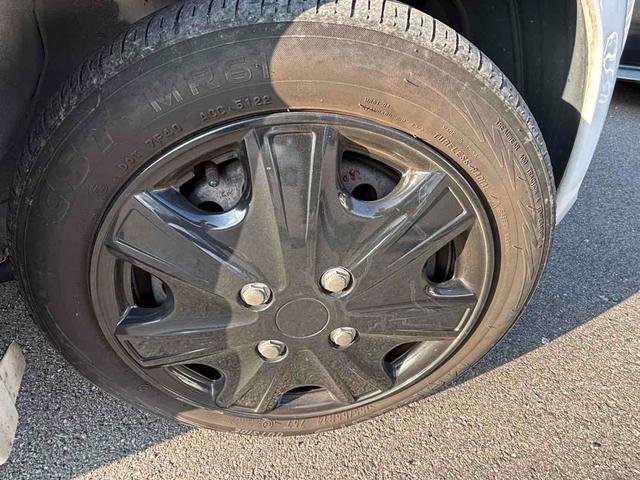 Ｒ２ Ｆ　キーレスエントリー　ＣＶＴ　ＣＤ　ミュージックプレイヤー接続可　衝突安全ボディ　エアコン　パワーステアリング　パワーウィンドウ（20枚目）