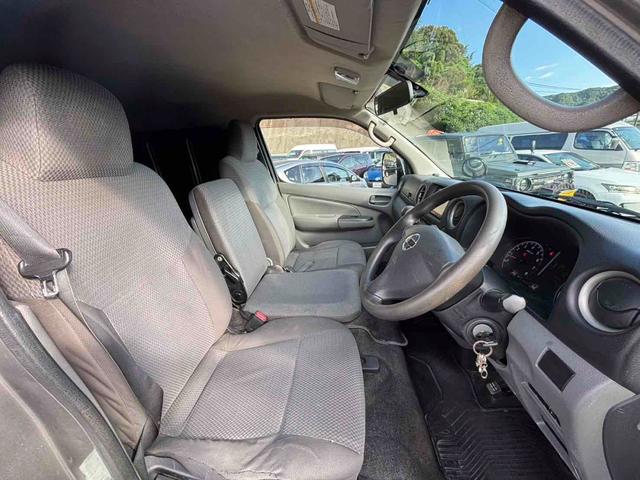 ＮＶ３５０キャラバンバン ロングＤＸ　ＥＴＣ　バックカメラ　ＴＶ　両側スライドドア　ＡＴ　エアコン　パワーウィンドウ　運転席エアバッグ　ＣＤ　ＵＳＢ（10枚目）