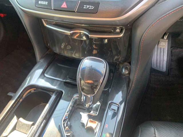 クラウンハイブリッド アスリートＧ　クリアランスソナー　オートクルーズコントロール　ＴＶ　アルミホイール　ＨＩＤ　ＣＶＴ　スマートキー　電動格納ミラー　盗難防止システム　ＣＤ　衝突安全ボディ　ＡＢＳ　ＥＳＣ　エアコン　パワーステアリング（5枚目）