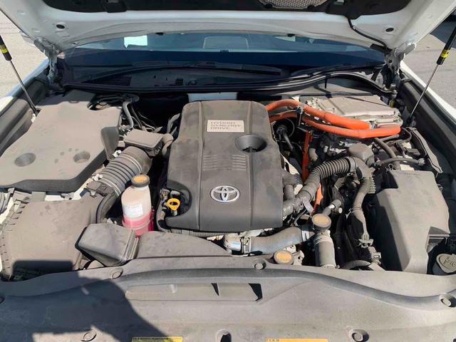 クラウンハイブリッド アスリートＧ　クリアランスソナー　オートクルーズコントロール　ＴＶ　アルミホイール　ＨＩＤ　ＣＶＴ　スマートキー　電動格納ミラー　盗難防止システム　ＣＤ　衝突安全ボディ　ＡＢＳ　ＥＳＣ　エアコン　パワーステアリング（18枚目）