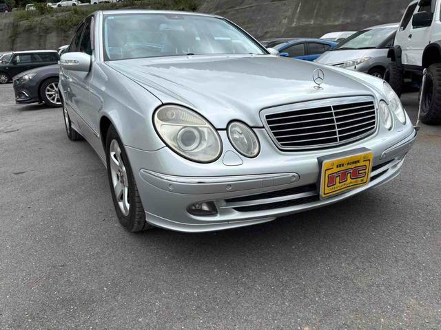 Ｅクラス Ｅ２８０　クリアランスソナー　オートクルーズコントロール　ナビ　アルミホイール　オートライト　ＨＩＤ　ヘッドライトウォッシャー　ＡＴ　シートヒーター　キーレスエントリー　盗難防止システム　ＣＤ　ＡＢＳ　エアコン（13枚目）
