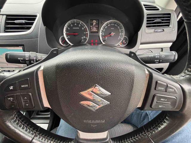 スイフト ＸＳ　ＥＴＣ　バックカメラ　ナビ　ＴＶ　オートクルーズコントロール　アルミホイール　オートライト　スマートキー　ＣＶＴ　盗難防止システム　衝突安全ボディ　ＡＢＳ　ＥＳＣ　ＣＤ　ＤＶＤ再生　ＵＳＢ　エアコン（24枚目）