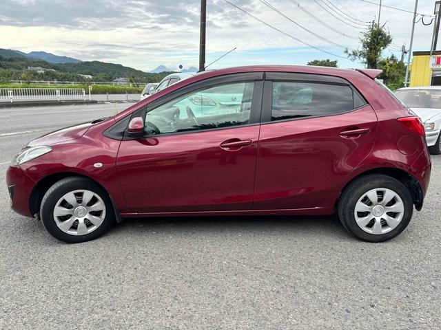 デミオ 13C-V スマートエディションII ナビ TV CVT 衝突安全ボディ ABS CD USB エアコン パワーステアリング パワーウィンドウ(11枚目)