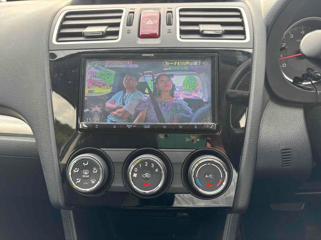 インプレッサスポーツ １．６ｉ　ナビ　ＴＶ　キーレスエントリー　ＣＶＴ　盗難防止システム　ＡＢＳ　ＥＳＣ　ＵＳＢ　Ｂｌｕｅｔｏｏｔｈ　エアコン　パワーステアリング　パワーウィンドウ（4枚目）