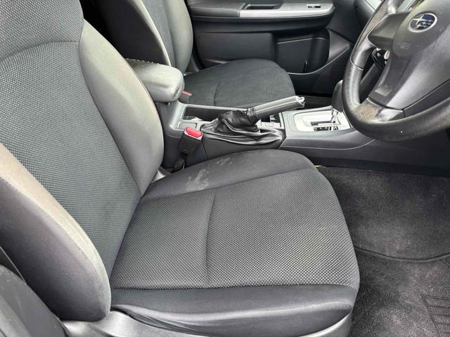 インプレッサスポーツ １．６ｉ　ナビ　ＴＶ　キーレスエントリー　ＣＶＴ　盗難防止システム　ＡＢＳ　ＥＳＣ　ＵＳＢ　Ｂｌｕｅｔｏｏｔｈ　エアコン　パワーステアリング　パワーウィンドウ（7枚目）