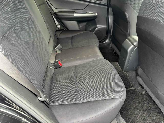 インプレッサスポーツ １．６ｉ　ナビ　ＴＶ　キーレスエントリー　ＣＶＴ　盗難防止システム　ＡＢＳ　ＥＳＣ　ＵＳＢ　Ｂｌｕｅｔｏｏｔｈ　エアコン　パワーステアリング　パワーウィンドウ（9枚目）